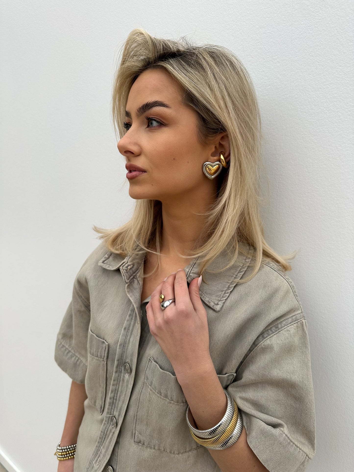 Maudé oorbel