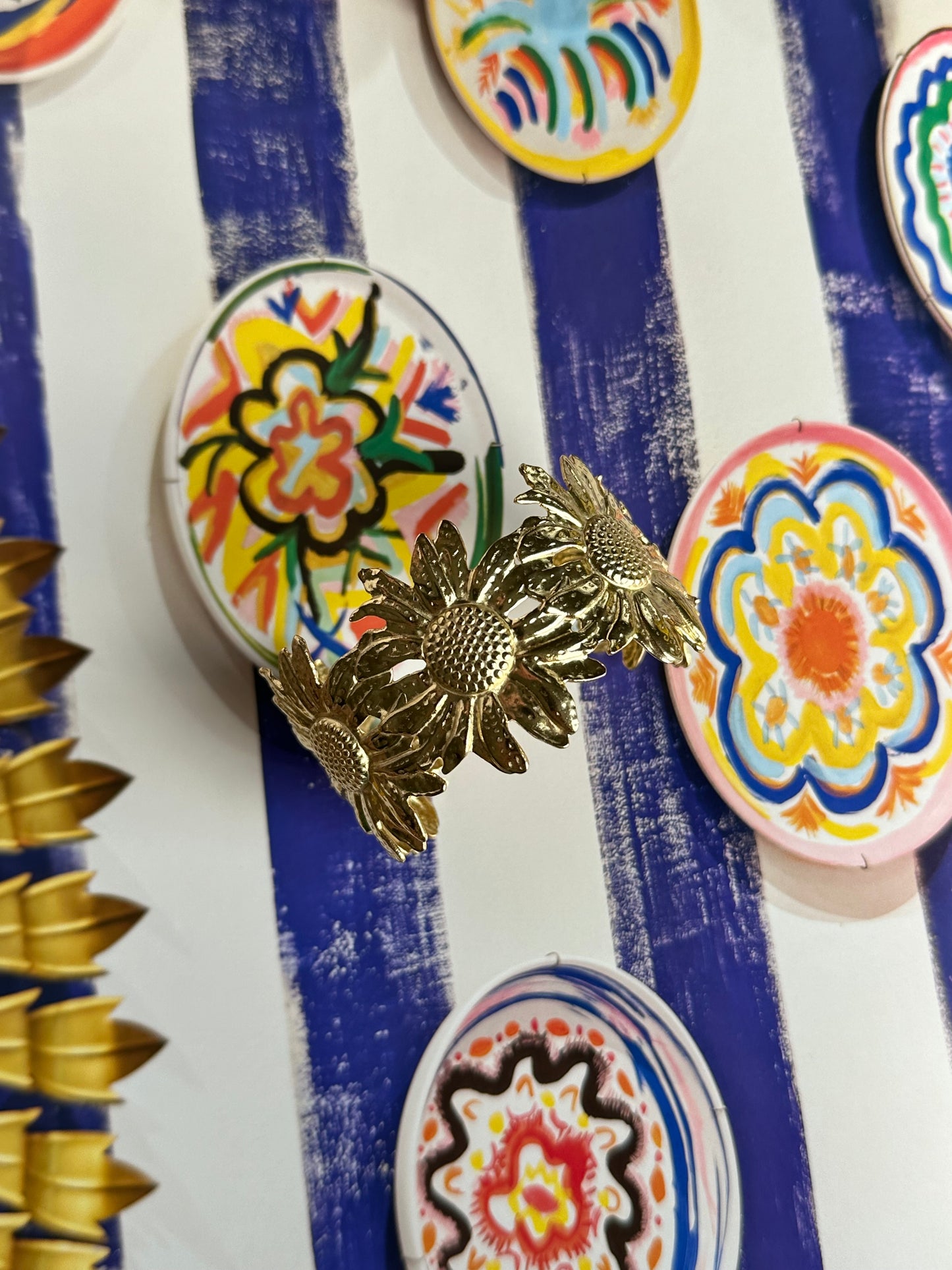 Sunny flower bangle