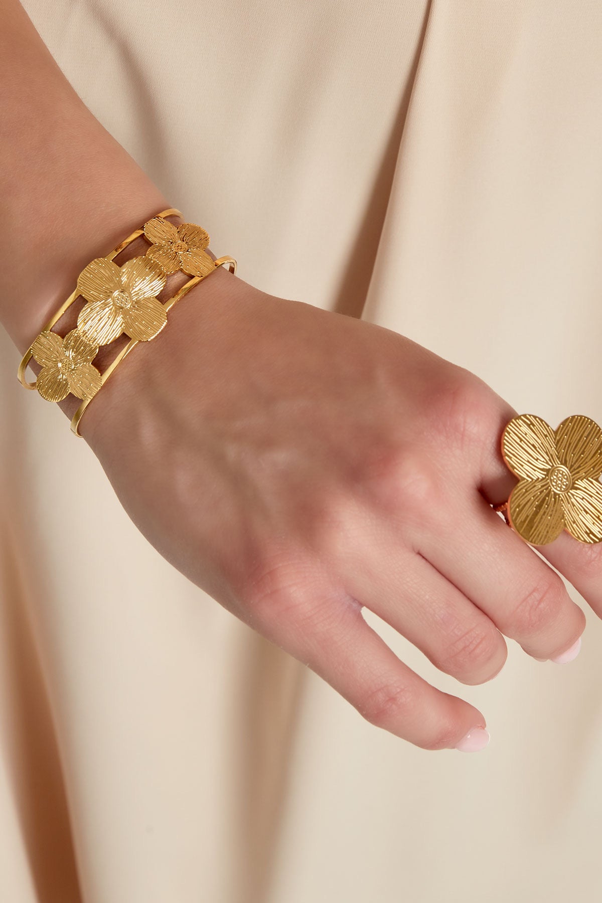 Fiore bangle