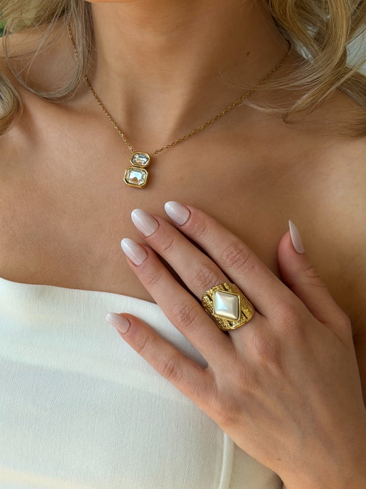Hoit ring