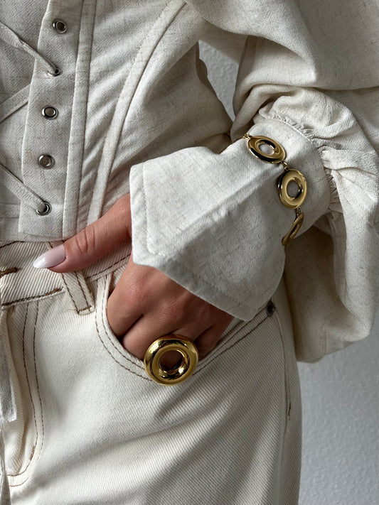 Lucy ring