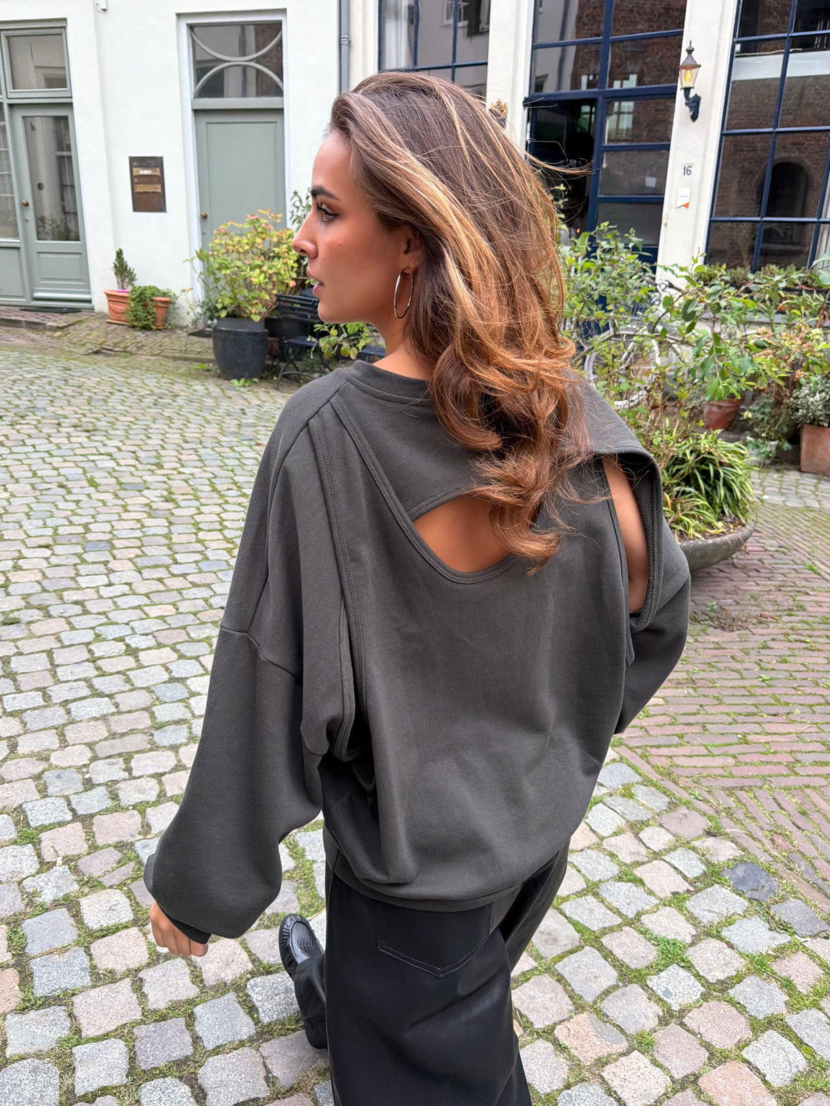 Ravi sweater - army green
