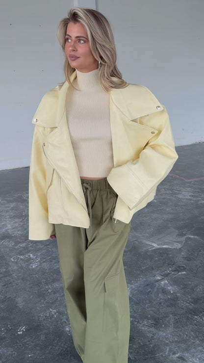 Floor jacket